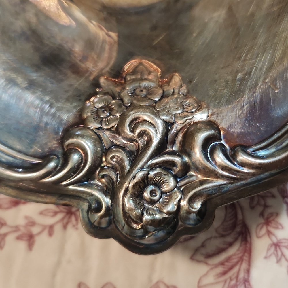 Vintage Silver Plated Small Trinket Tray Candy Dish Floral - Picture 8 of 10